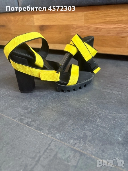 Сандали на ток, снимка 1