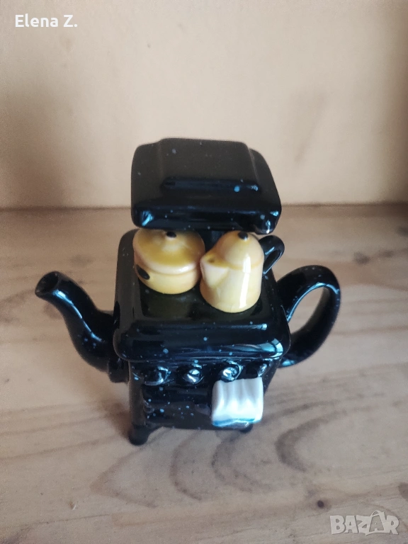 Винтидж малък колекционерски чайник Paul Cardew Old Aga Stove, снимка 1