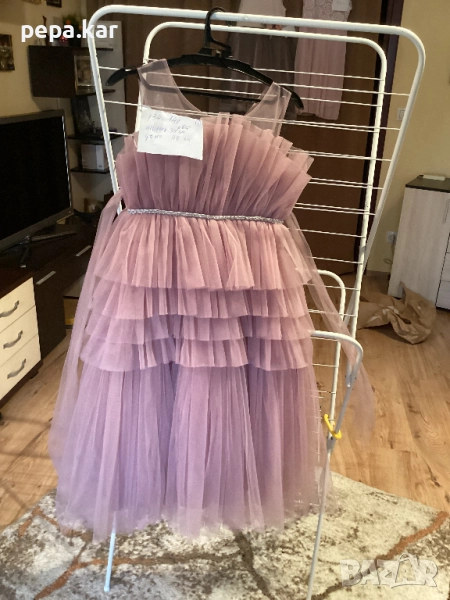 Рокли маркови  официални 140 ръст от 29 до 20 лева, снимка 1