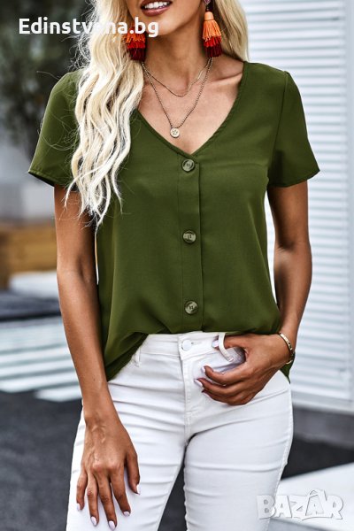 Дамска блуза в зелено с къс ръкав и копчета, снимка 1