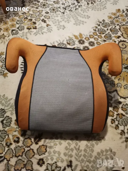 Продавам детска седалка за автомобил , снимка 1