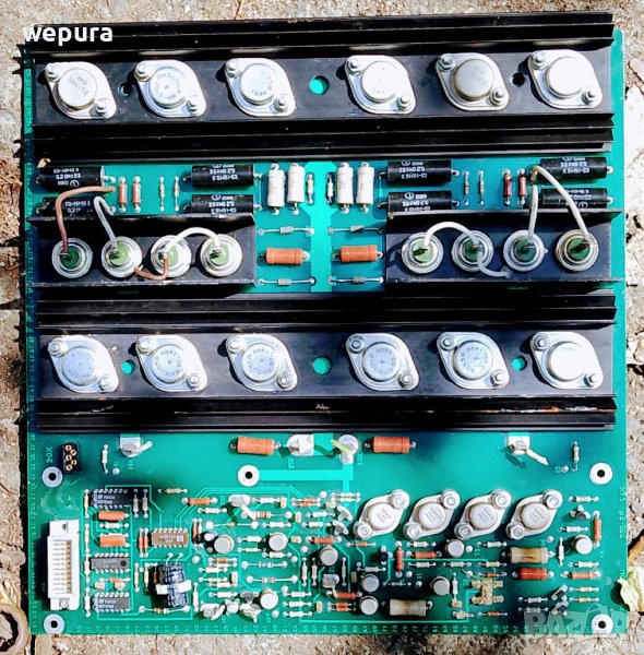 Платка с транзистори 2n 3055 на радиатори  диоди 10 А и други елементи, снимка 1