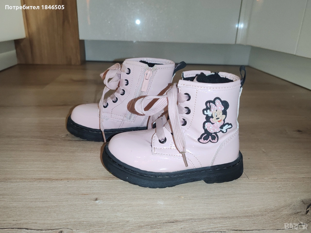 продавам детски ботуши Mickey and feiends, снимка 1