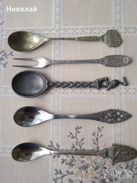 Лот сувенирни лъжички  и виличка, снимка 1