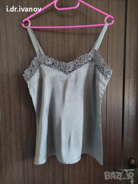 сив сатенен потник с дантела , снимка 1