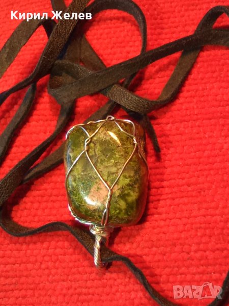 КРАСИВ ВИНТИДЖ - АРТ МЕДАЛЬОН НАТУРАЛЕН ЗЕЛЕН МРАМОРЕН ЯСПИС ОКО с ШНУРЧЕ от ВЕЛУР 13670, снимка 1