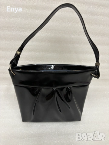 Винтидж малка черна лачена чанта, снимка 2 - Антикварни и старинни предмети - 53572508