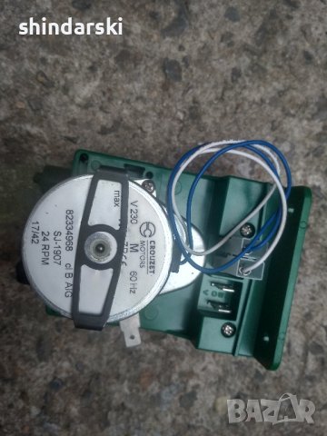 Дозаторна помпа, снимка 2 - Обзавеждане на кухня - 40919764