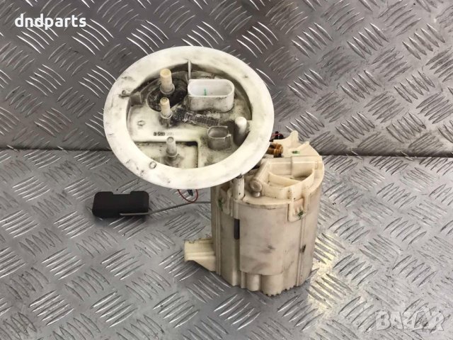 Подкачваща помпа Audi A4,B8,2.0TDI,2011г.