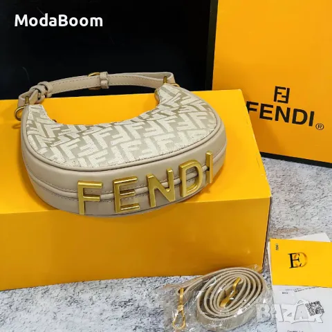 Fendi дамски чанти Различни цветове , снимка 9 - Чанти - 48826533