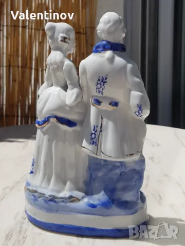 Старинна порцеланова статуетка , снимка 3 - Статуетки - 49401059