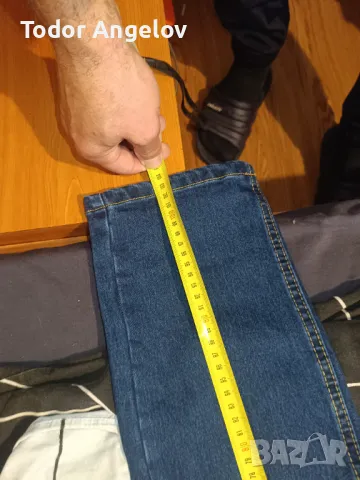 Чисто нови ластични дънки, снимка 4 - Дънки - 48417409