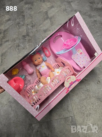 играчка бебе с аксесоари 