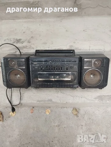 радиокасетофон SANYO M W242K