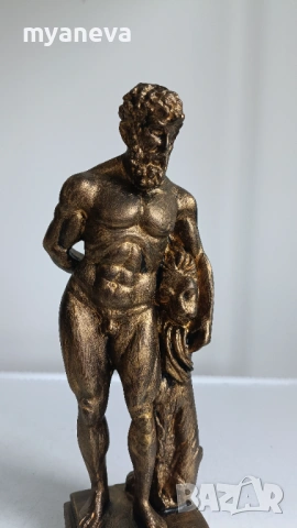 Херкулес в почиваща поза, облегнат на Немейският лъв след като го е победител . , снимка 3 - Статуетки - 53565651