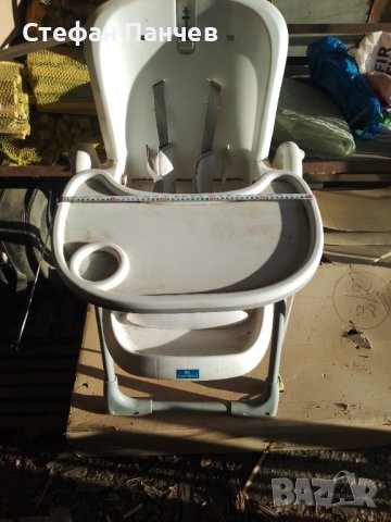 ДЕТСКИ - Сгъваем комплект за хранене -столче с масичка Lorelli