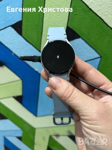 Продавам Samsung Galaxy watch FE, снимка 4 - Друга електроника - 52776645