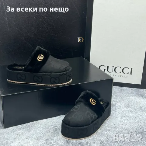 Дамски чехли Gucci - 2 налични цвята Код D964, снимка 2 - Чехли - 47318992