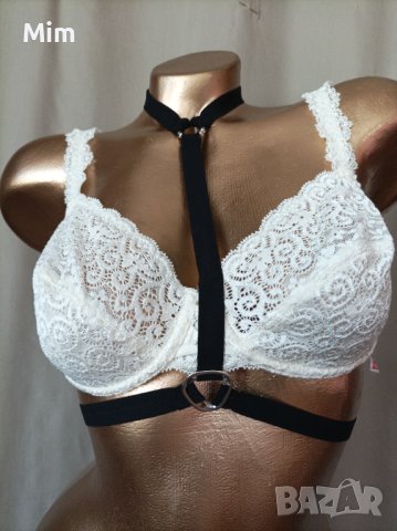 Черен чокър за бюст