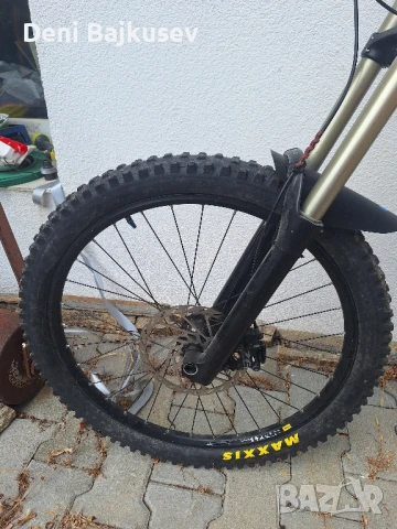 Продавам downhill колело Santa Cruz bullit 2007, снимка 4 - Велосипеди - 51331665