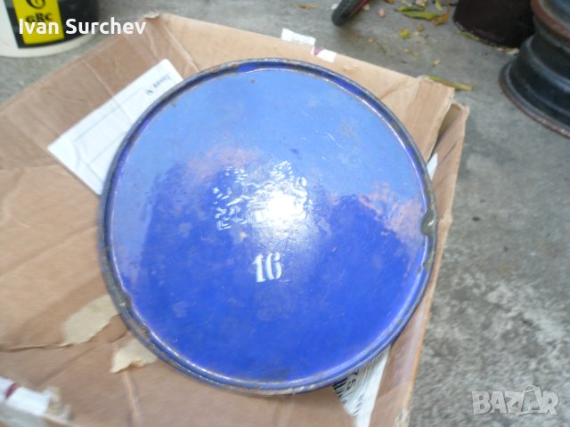 ЕМАЛИРАНА КАНА СЪС КАПАК ЗА ТОПЛА ВОДА ОТ СОЦА 2,5 ЛИТРА, снимка 6 - Антикварни и старинни предмети - 42643527