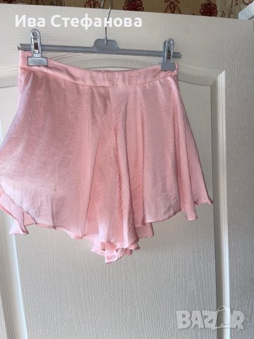 Къси светло бонбонено розови бермуди  широки къси панталони тип плажни , снимка 2 - Къси панталони и бермуди - 41349095