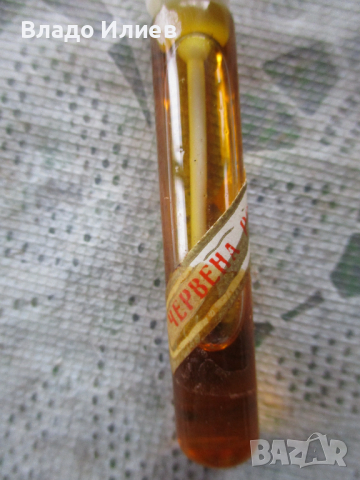 Одеколон/парфюм/ „Червена роза“ винтидж от 1959 г.