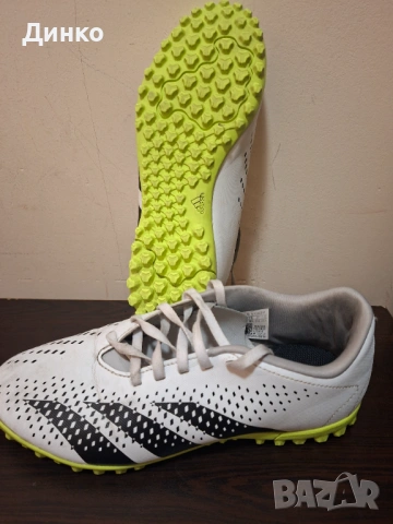 Детски футболни обувки и стоножки Адидас!И двата чифта за 15 евро!, снимка 5 - Детски маратонки - 53695427