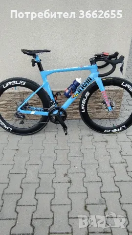 Карбонов шосеен велосипед Cinelli Pressure 