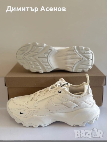 ЧИСТО НОВИ Nike TC 7900 Sail, снимка 3 - Кецове - 53527632