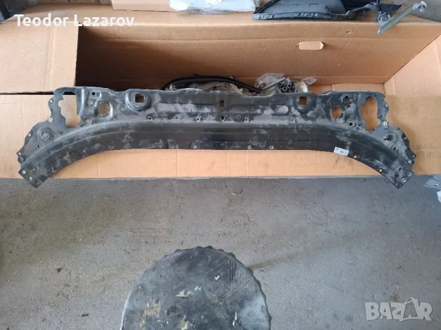 Опора за радиатор - Mercedes-Benz AMG GT4(290-620-06-00)