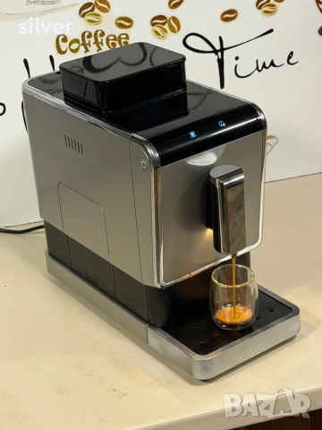 Кафемашина кафе автомат TCHİBO с гаранция, снимка 2 - Кафемашини - 52393563