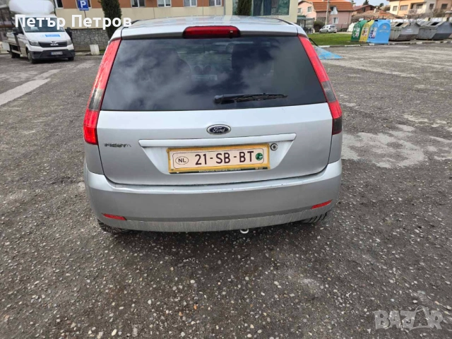 Ford Fiesta V 1.3i 68hp Clima-Holand -TIPTOP!, снимка 5 - Автомобили и джипове - 53433869