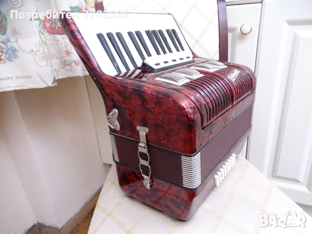Акордеон Велтмайстер 40 баса, снимка 5 - Акордеони - 51616245