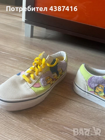 Оригинални кецове Vans, снимка 3 - Кецове - 50709946