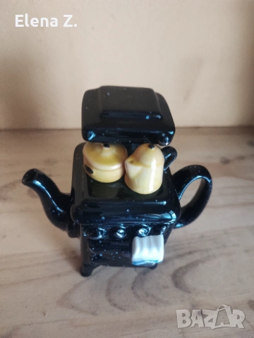 Винтидж малък колекционерски чайник Paul Cardew Old Aga Stove