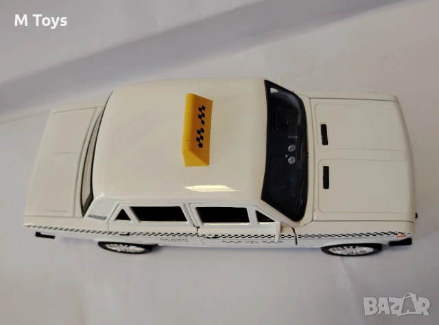 Метален модел ТАКСИ 1:18 със звук и светлина! 💡🔊, снимка 2 - Коли, камиони, мотори, писти - 50921821