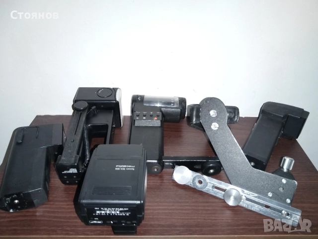 Светкавици за камери Rollei, BAUER, POLAROID, Metz , снимка 7 - Светкавици, студийно осветление - 48676783