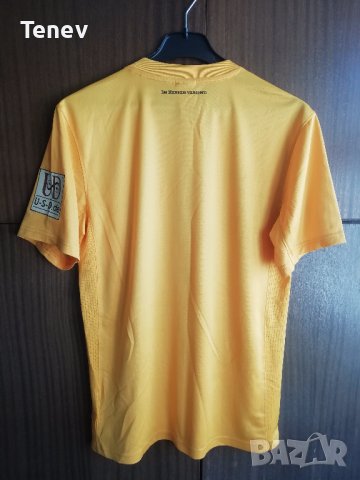 Dynamo Dresden Nike оригинална колекционерска тениска фланелка Динамо Дрезден размер М , снимка 4 - Тениски - 41898676