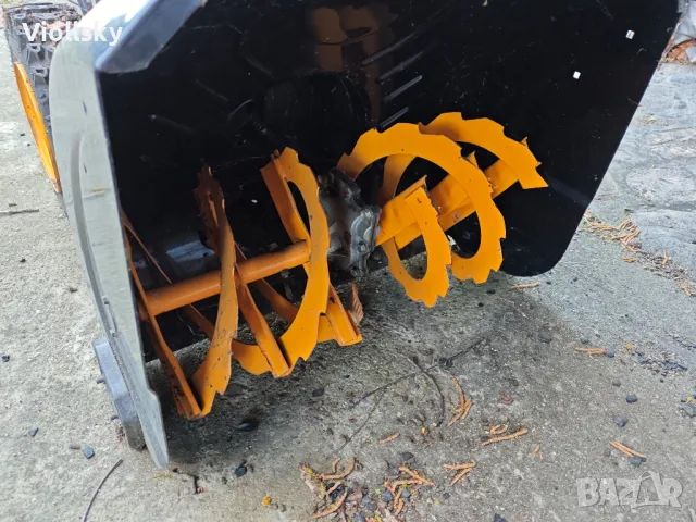 снегорин McCulloch , снимка 3 - Градинска техника - 49993179