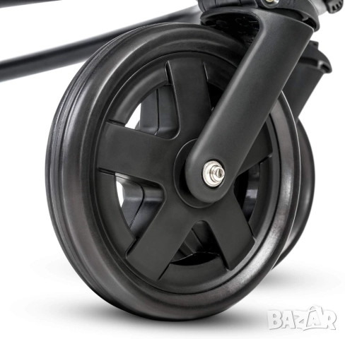 3 в 1 Бебешка Количка - Hauck Malibu 4 Trio Set H-14608, Столче за Кола и Кош за Новородено, Сива!, снимка 14 - Детски колички - 52361051