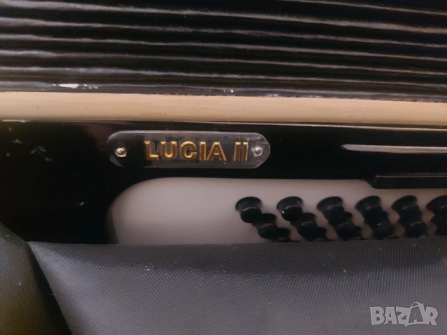 Hohner Lucia 2 80баса, снимка 5 - Акордеони - 53610502