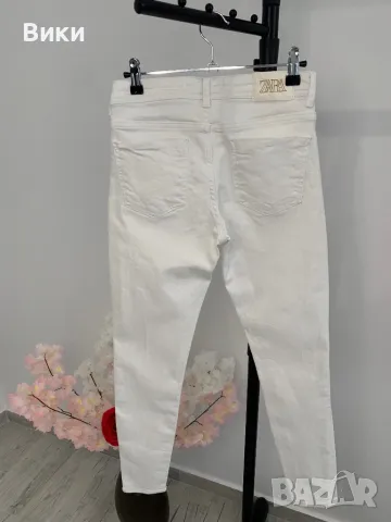 Дънки в бяло на Zara размер XS, снимка 9 - Дънки - 49507481