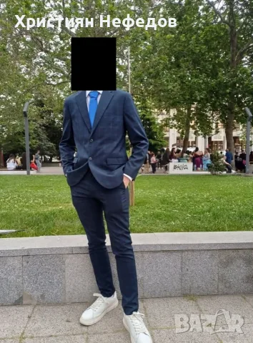 Тъмно син мъжки костюм Reserved Slim Fit