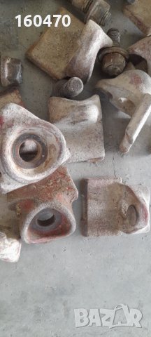 Жапки  и шпилки за джанти   за IVECO, снимка 2 - Части - 41330406