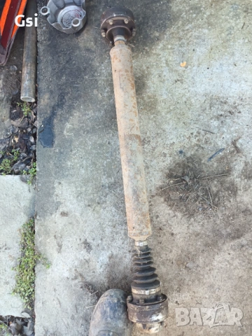 Кардан jeep grand Cherokee 3.1, снимка 2 - Части - 53656837