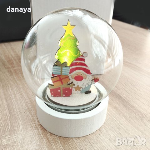 4137 Декоративна светеща топка Дядо Коледа с подаръци и елха, снимка 2 - Декорация за дома - 42571853