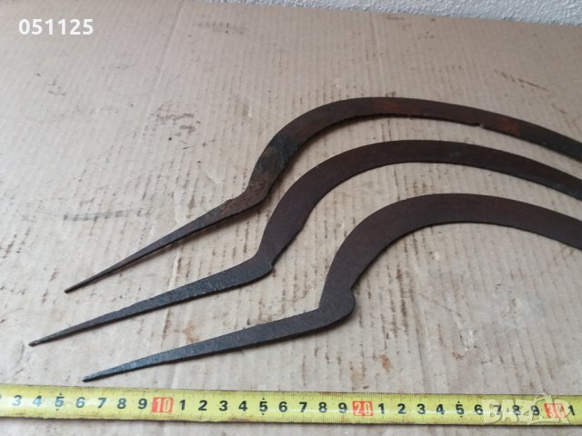 колекция от 3 възрожденски сърпа , снимка 5 - Антикварни и старинни предмети - 35768564