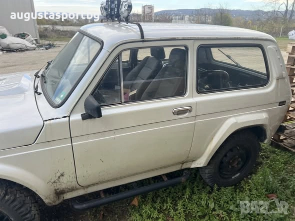 Продавам Лада Нива 1,6