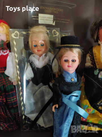 Ретро кукли, сувенирни кукли, кукли във фолклорни носии , снимка 5 - Колекции - 51988783